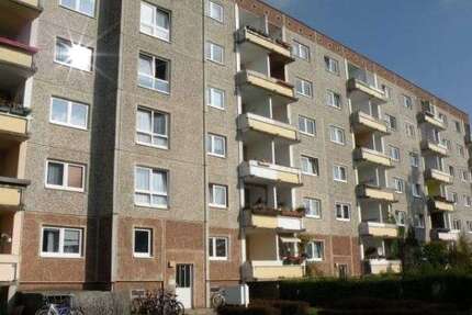 Wohnung zum Mieten in Stralsund 361,08 € 65.65 m²
