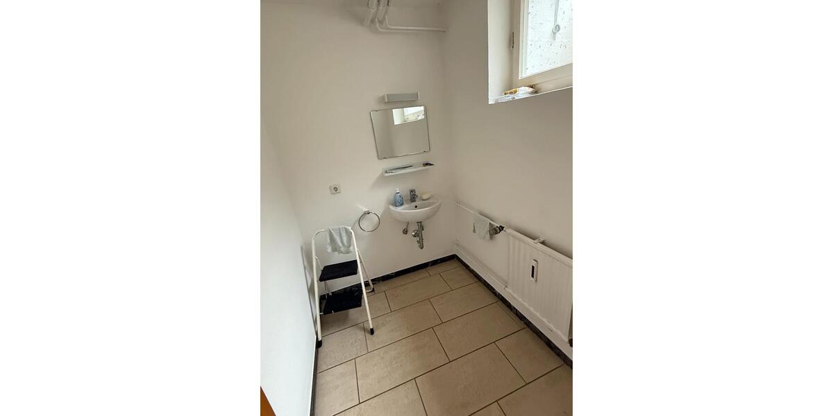 Etagenwohnung Nattheim - 3 Zimmer, 100 m&sup2;, 900&euro; | Angebot:25760611