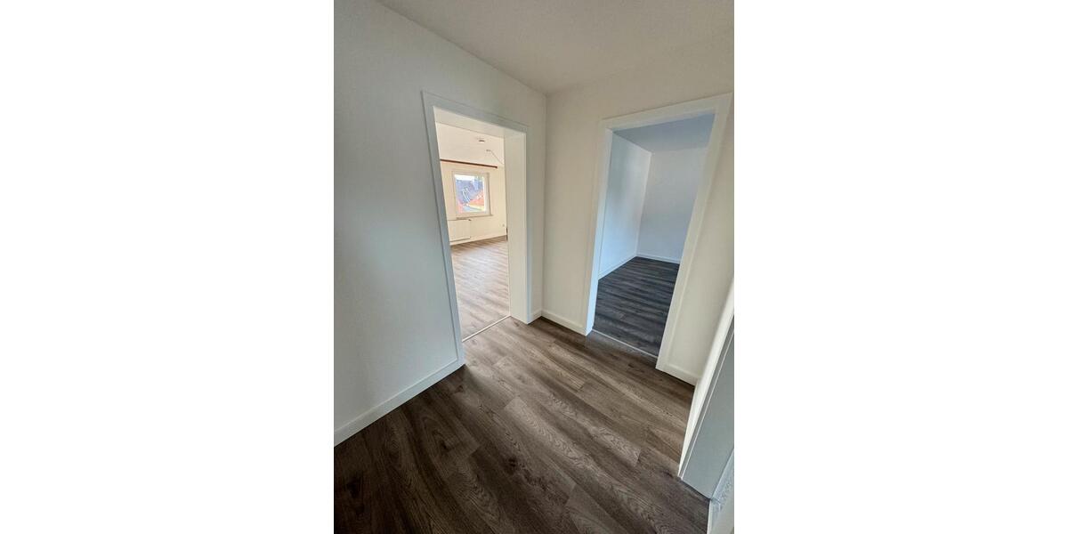 Etagenwohnung Bad Pyrmont - 3 Zimmer, 87 m&sup2;, 600&euro; | Angebot:24982216