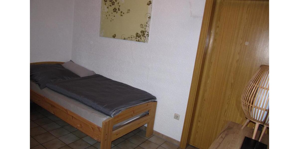 Wohnen auf Zeit Rodewisch - 2 Zimmer, 50 m&sup2;, 25&euro; | Angebot:25633032