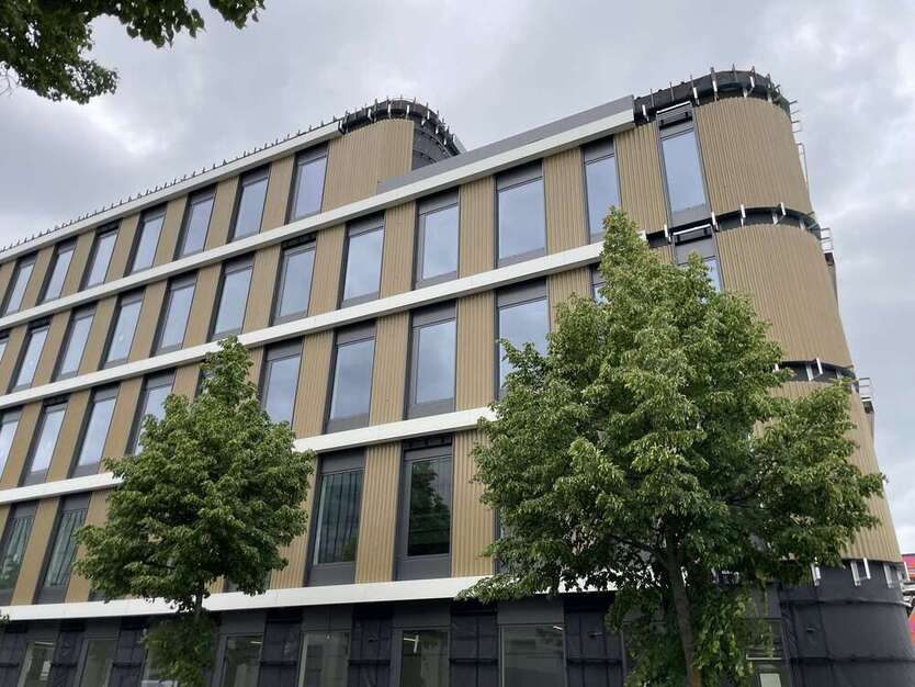 ERSTBEZUG! Hochwertige Büroetage mit 858m² direkt an der alten Messe! zimmer
