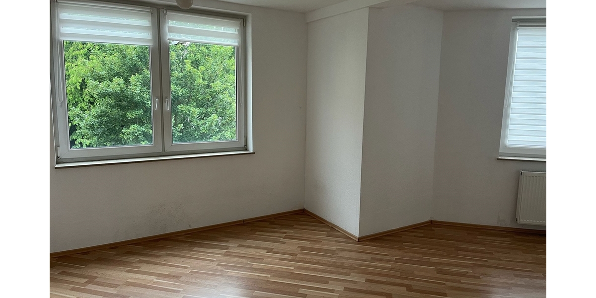 2-Zimmer-Wohnung im 1. OG mit Einbauküche - Etagenwohnung Coswig Coswig | Angebot:26609031