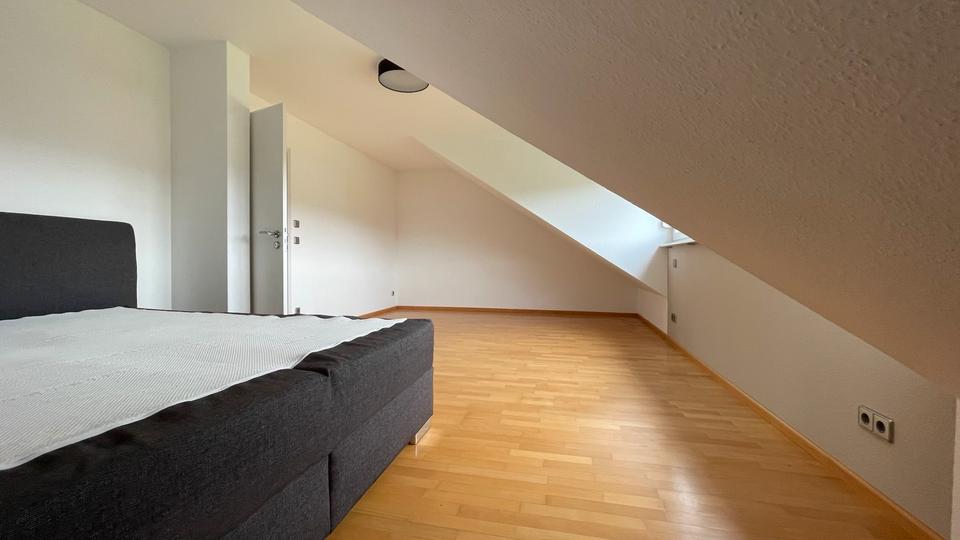 Wohnen auf Zeit Leimen - 4 Zimmer, 140 m&sup2;, 500&euro; | Angebot:26626644