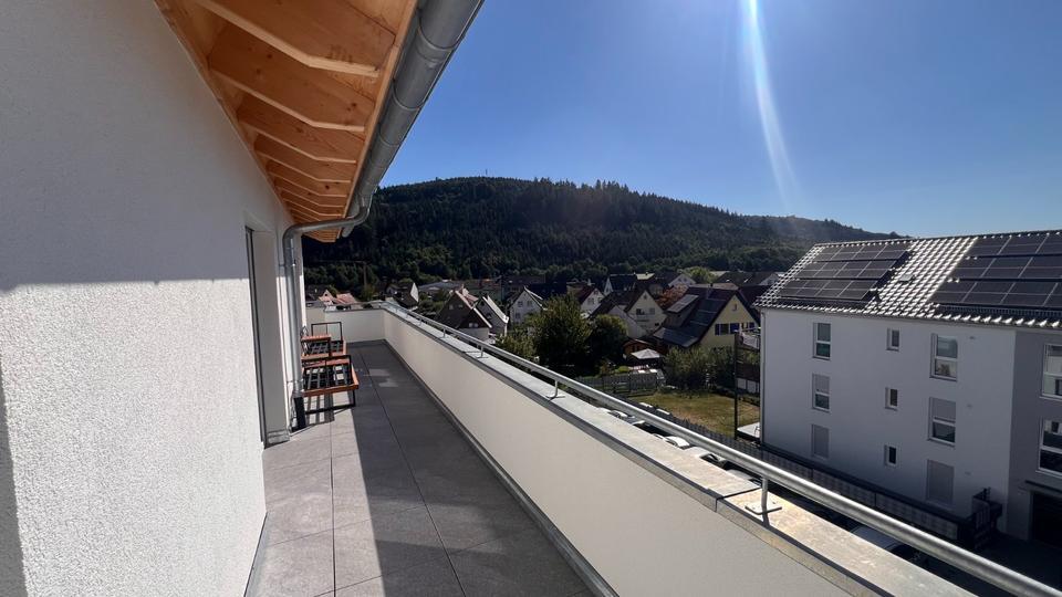Kernsanierte Dachgeschoss-Wohnung in LahrSchwarzwald