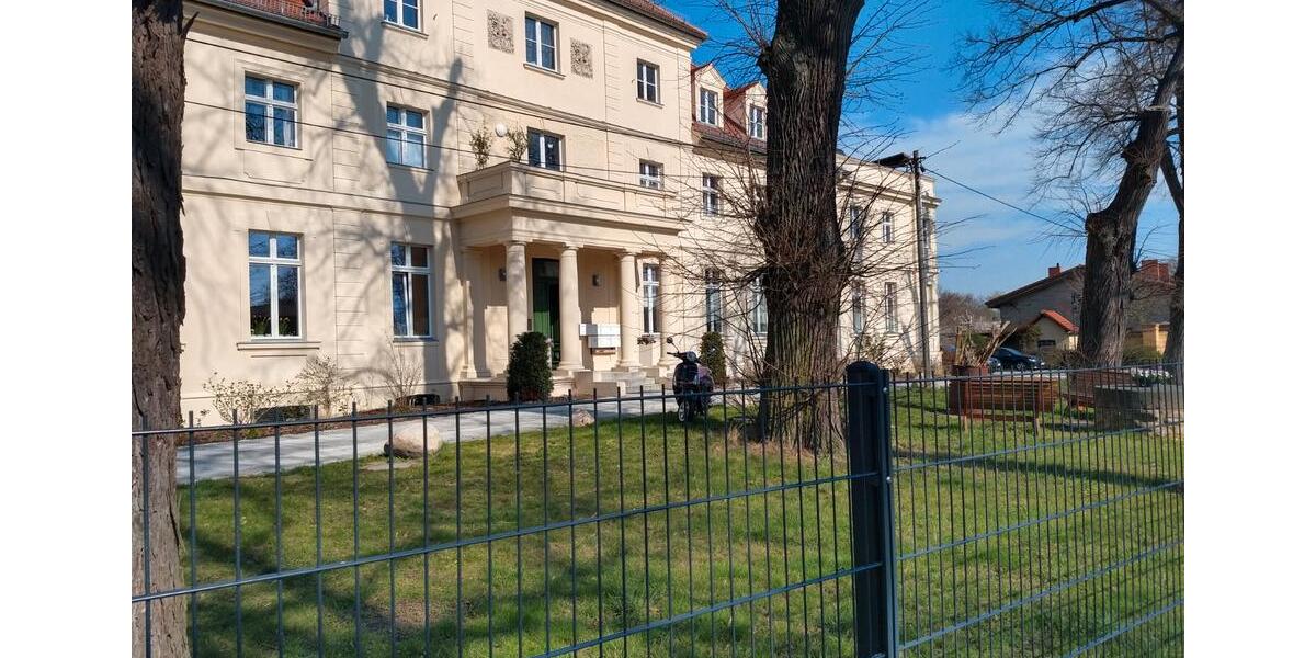 Etagenwohnung Ludwigsfelde - 2 Zimmer, 63 m&sup2;, 756&euro; | Angebot:26461995