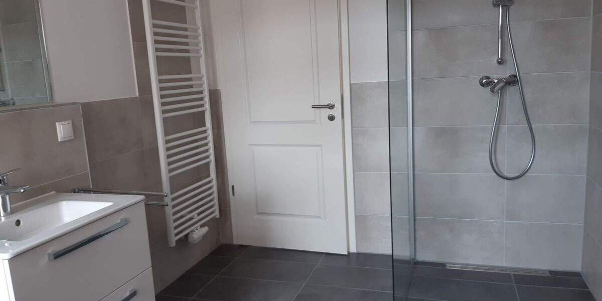 Etagenwohnung Chemnitz Zentrum - 2 Zimmer, 54 m&sup2;, 410&euro; | Angebot:25820496