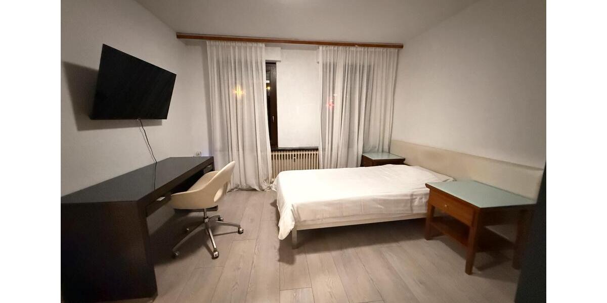 Wohnen auf Zeit Altena - 5 Zimmer, 100 m&sup2;, 10&euro; | Angebot:26127811