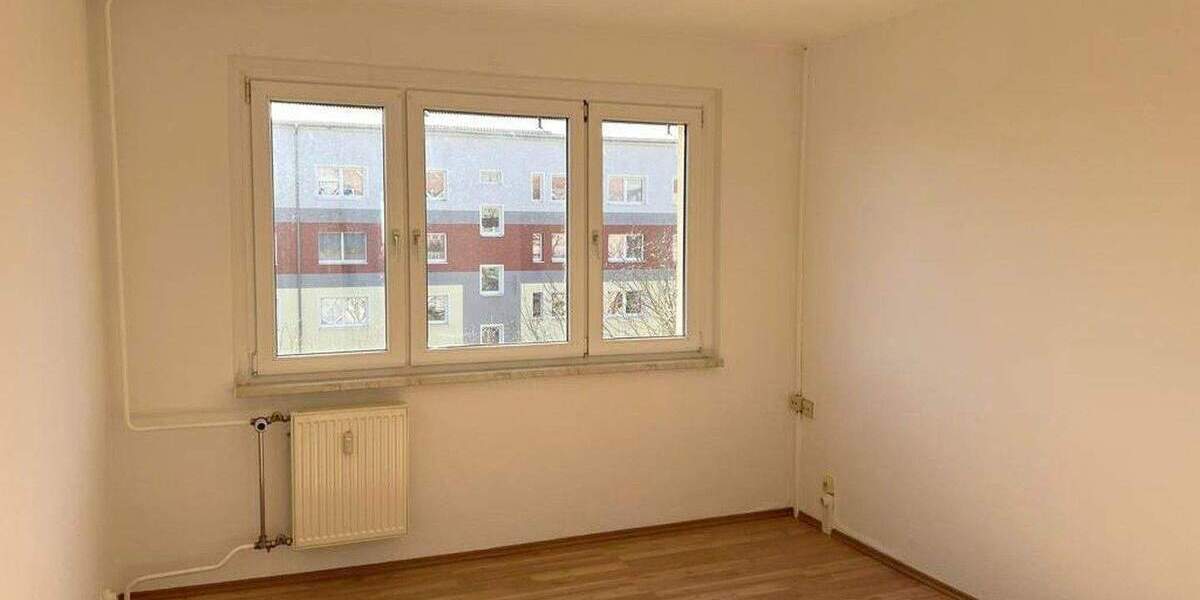 Etagenwohnung Bad Düben Weinbergshäuser - 4 Zimmer, 70 m&sup2;, 494&euro; | Angebot:25718920