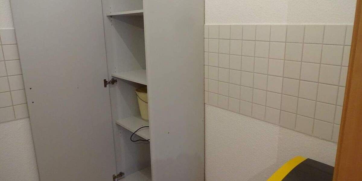 Ab 01.04 !!!Einraumwohnung im Zwickauer Zentrum mit Balkon und kleiner Küche! 1 zimmer