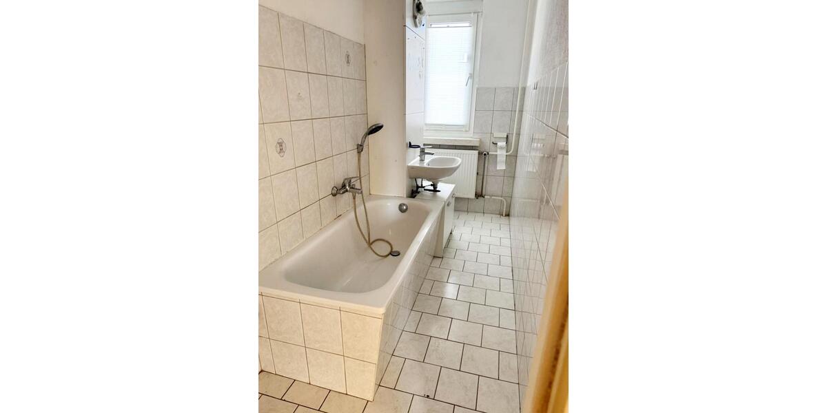 Etagenwohnung Borna - 3 Zimmer, 59 m&sup2;, 256&euro; | Angebot:19904386