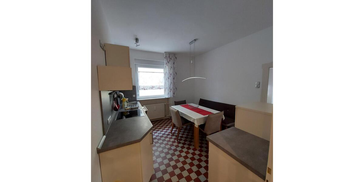 Erdgeschoßwohnung Lampertheim - 3 Zimmer, 88 m&sup2;, 1.200&euro; | Angebot:24372297