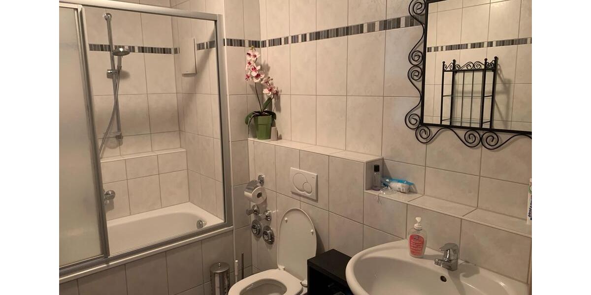 Etagenwohnung Ingolstadt Friedrichshofen-Hollerstauden - 1 Zimmer, 48 m&sup2;, 900&euro; | Angebot:25440121