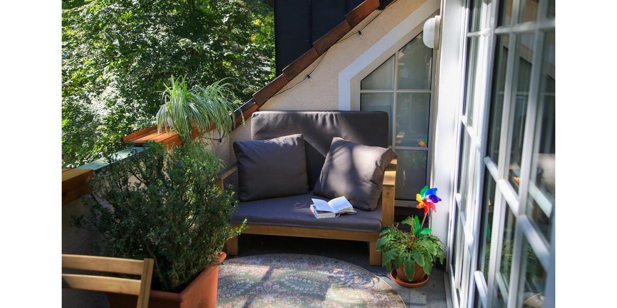 Dachgeschoßwohnung Buckenhof - 3 Zimmer, 113 m&sup2;, 1.950&euro; | Angebot:25883149