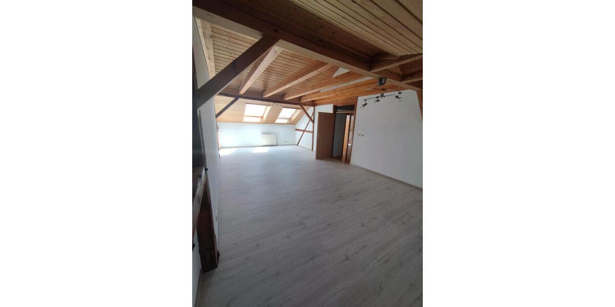 Dachgeschoßwohnung Arnstadt - 3 Zimmer, 97 m&sup2;, 730&euro; | Angebot:26561391