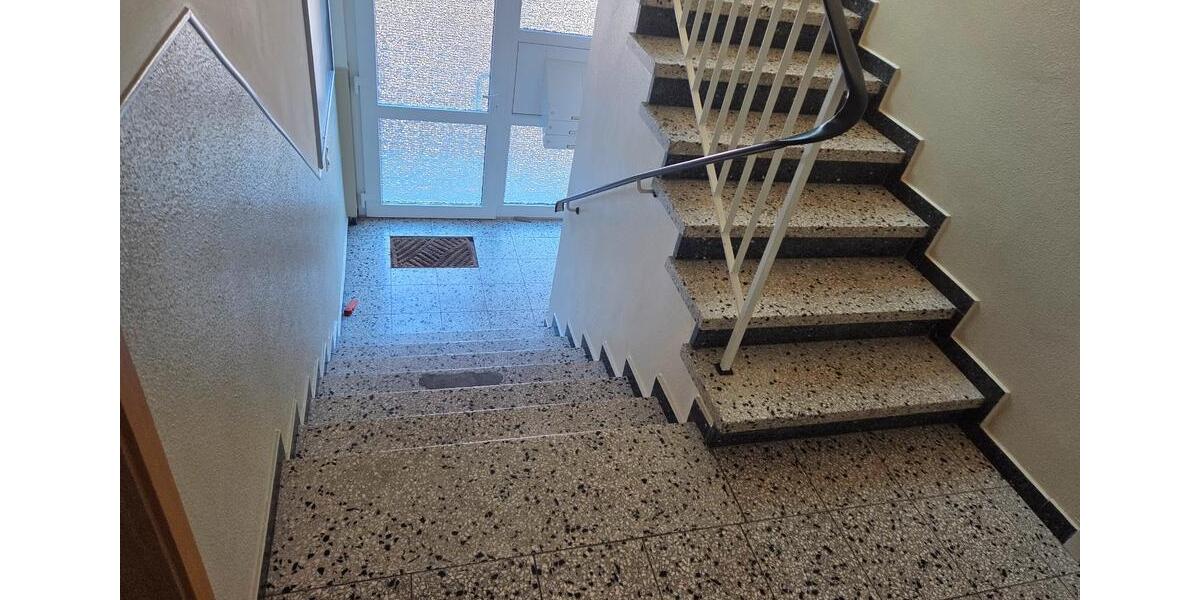 Erdgeschoßwohnung Werdohl - 3 Zimmer, 68 m&sup2;, 383&euro; | Angebot:24701017