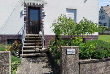 Wohnung Biebertal - 3 Zimmer, 88 m&sup2;, 930&euro; | Angebot:26444415