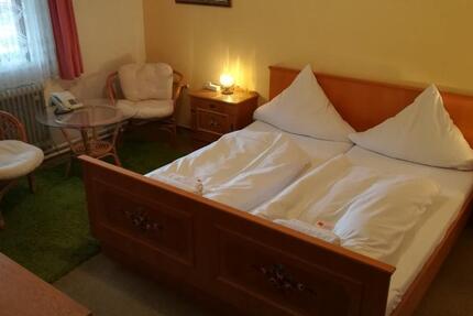 Einzelwohnung für nur EUR 360,-Monat WARMMIETE ! 1 zimmer