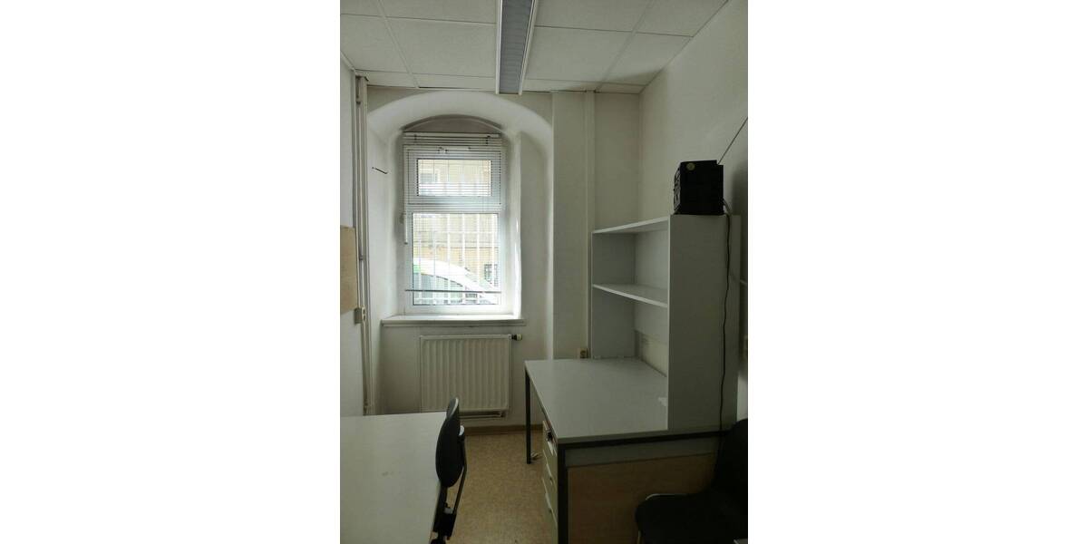 Gewerbeobjekt Oschatz - 1 Zimmer, 98 m&sup2;, 590&euro; | Angebot:25729435