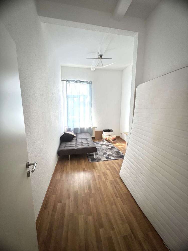 Großzügige Wohnung mit Gestaltungspotenzial – Ihre Chance zur Mitgestaltung!