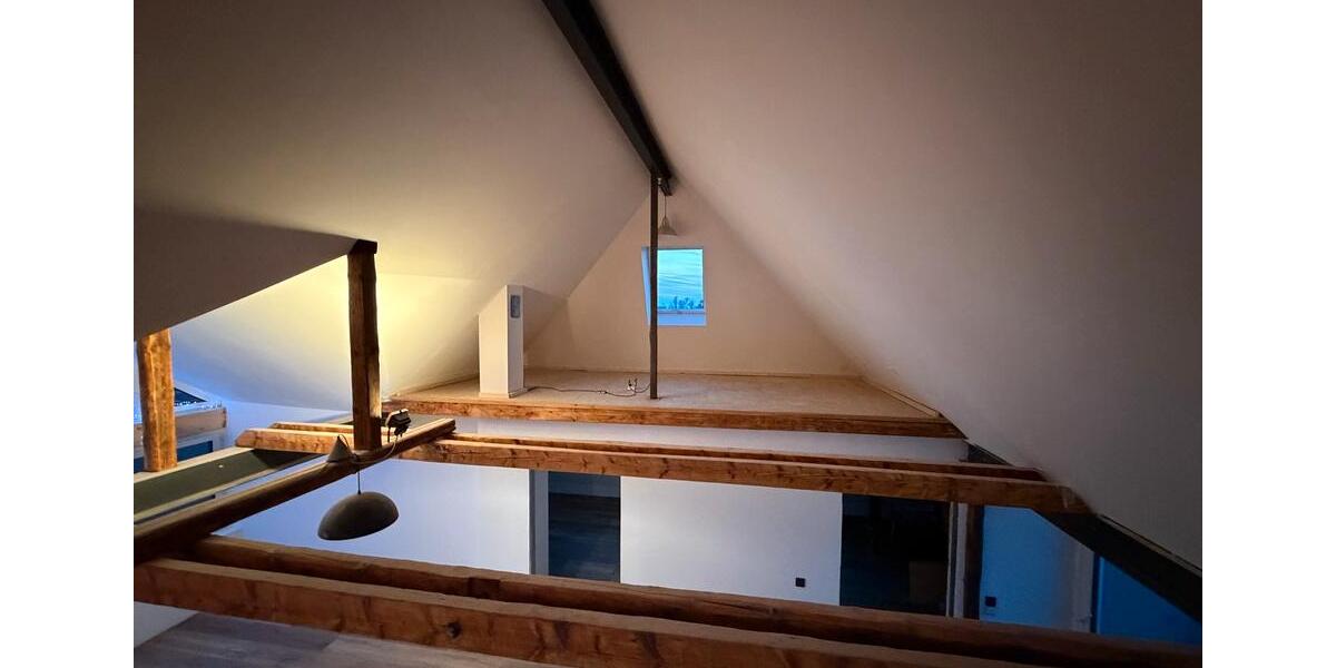 Dachgeschoßwohnung Baesweiler - 3 Zimmer, 85 m&sup2;, 1.200&euro; | Angebot:26627126