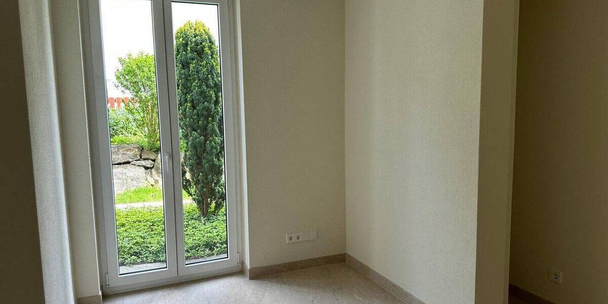 Terrassenwohnung Markdorf - 3 Zimmer, 152 m&sup2;, 2.600&euro; | Angebot:26583642