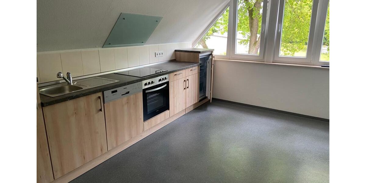 Dachgeschoßwohnung Lippstadt - 2 Zimmer, 67 m&sup2;, 600&euro; | Angebot:25098786