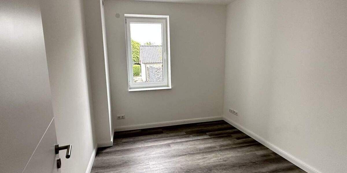 Etagenwohnung Uetersen - 3 Zimmer, 74 m&sup2;, 1.075&euro; | Angebot:24902030