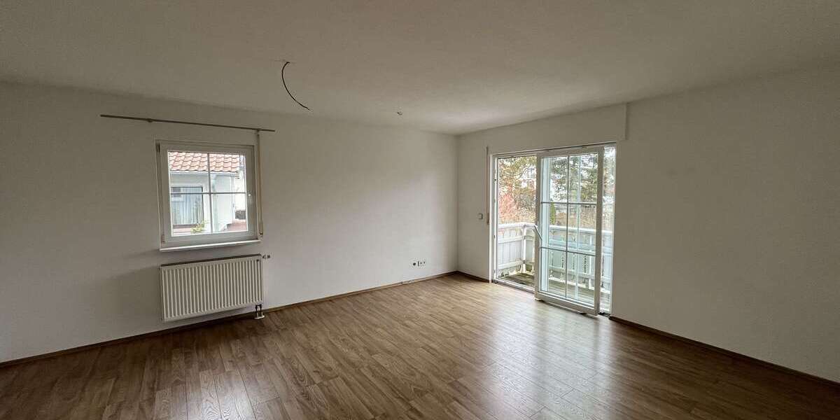 Etagenwohnung Offenbach Bürgel - 3 Zimmer, 95 m&sup2;, 1.700&euro; | Angebot:27284967