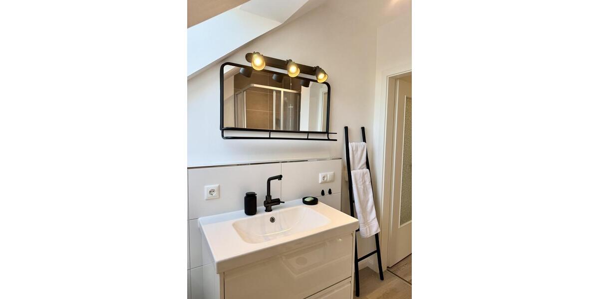 Wohnen auf Zeit Uetersen - 2 Zimmer, 60 m&sup2;, 1.890&euro; | Angebot:25830095