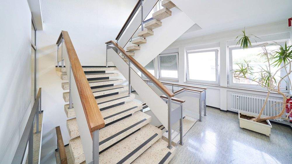 Vielseitiger Gewerbekomplex mit flexiblen Nutzungsmöglichkeiten *** Auch Teilflächen sind möglich! zimmer