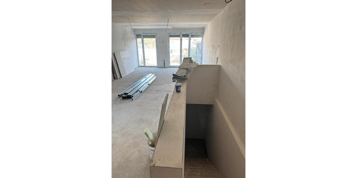 Erdgeschoßwohnung Meerbusch Necklenbroich - 4.5 Zimmer, 135 m&sup2;, 2.450&euro; | Angebot:26021441