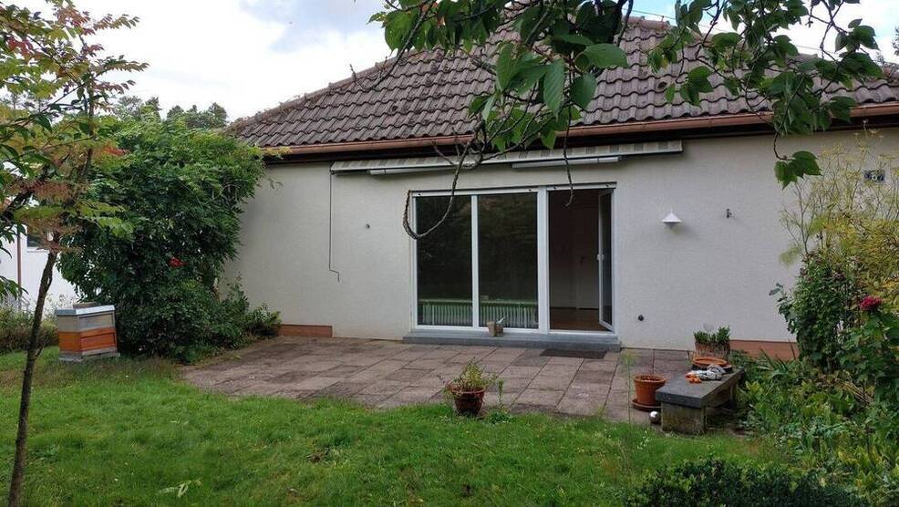 Geräumiger Bungalow in ruhiger Lage mit Doppelgarage