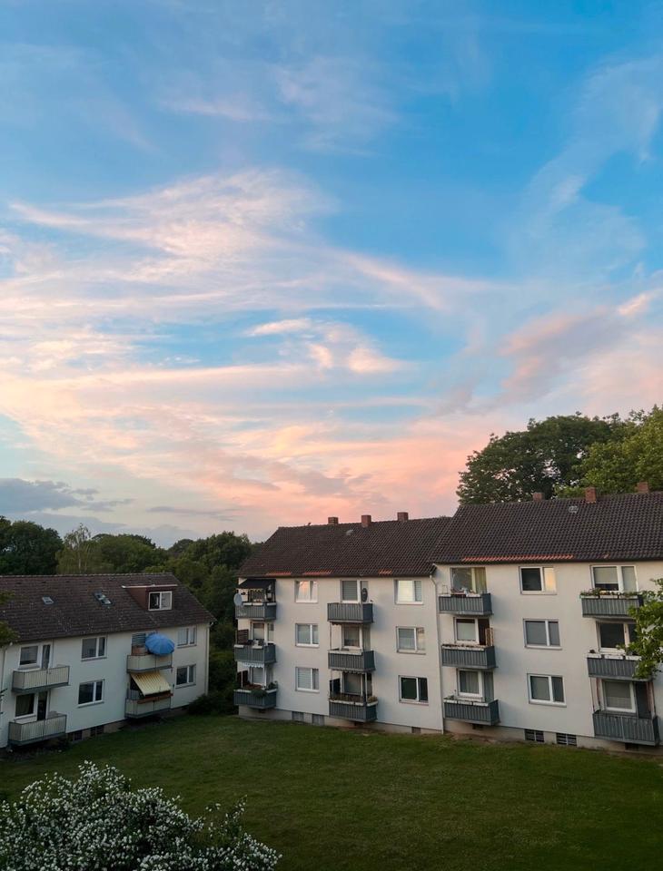 Geräumige 2-Zimmerwohnung mit EBK und Balkon