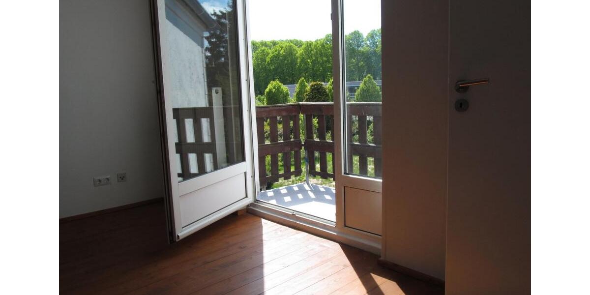 Etagenwohnung Preetz - 3 Zimmer, 96 m&sup2;, 938&euro; | Angebot:26517794