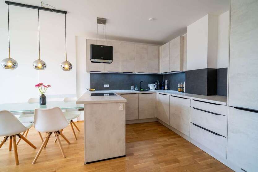 Wohnung zum Mieten in Regensburg 896,22 € 52.85 m²