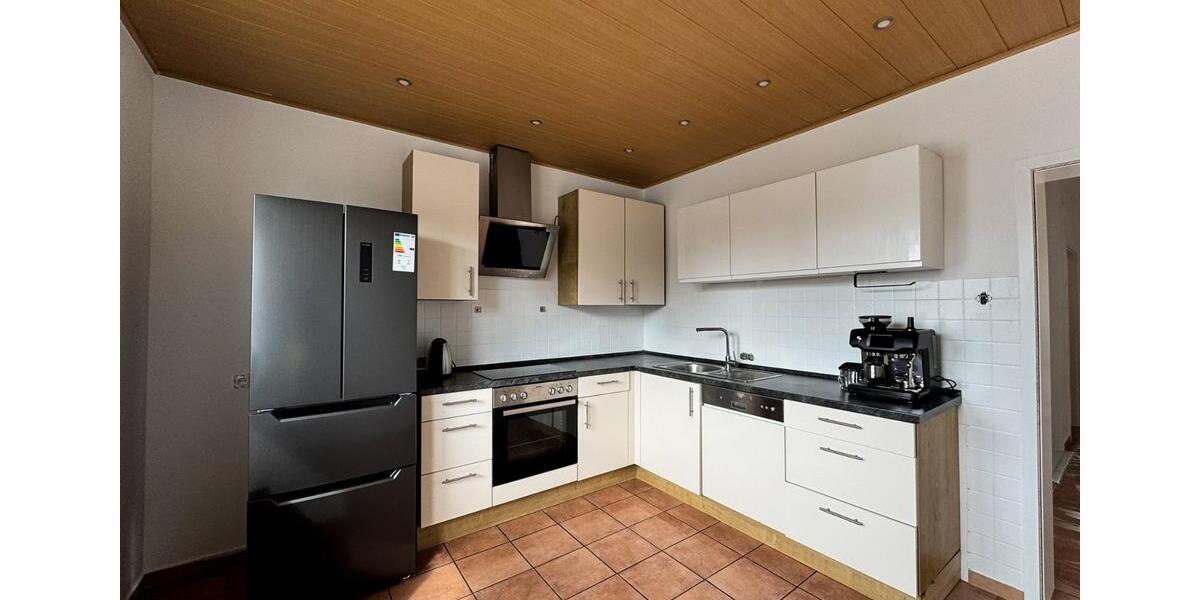 Etagenwohnung Wedel - 3 Zimmer, 85 m&sup2;, 1.250&euro; | Angebot:25871152