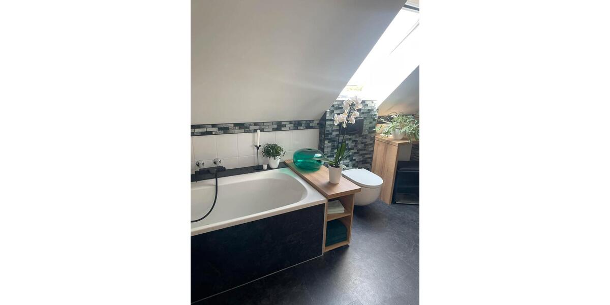Dachgeschoßwohnung Rotthalmünster - 3.5 Zimmer, 114 m&sup2;, 700&euro; | Angebot:25809610