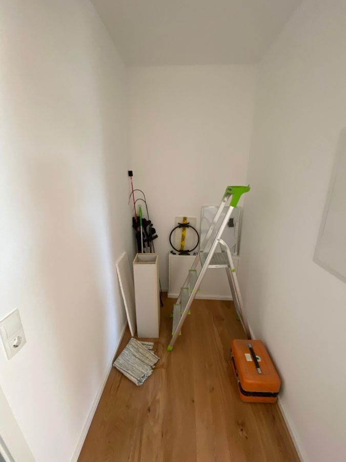 Ruhige Erdgeschosswohnung mit Garten u. Küche. Energiesparhaus 3 zimmer