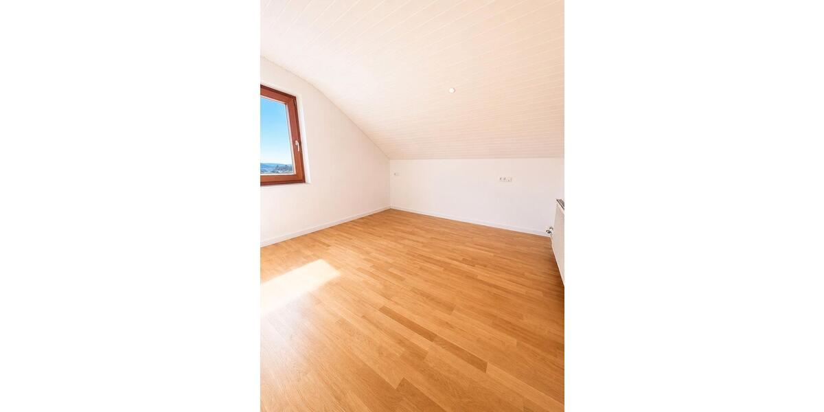 Dachgeschoßwohnung Gerstetten - 2.5 Zimmer, 65 m&sup2;, 750&euro; | Angebot:26697069