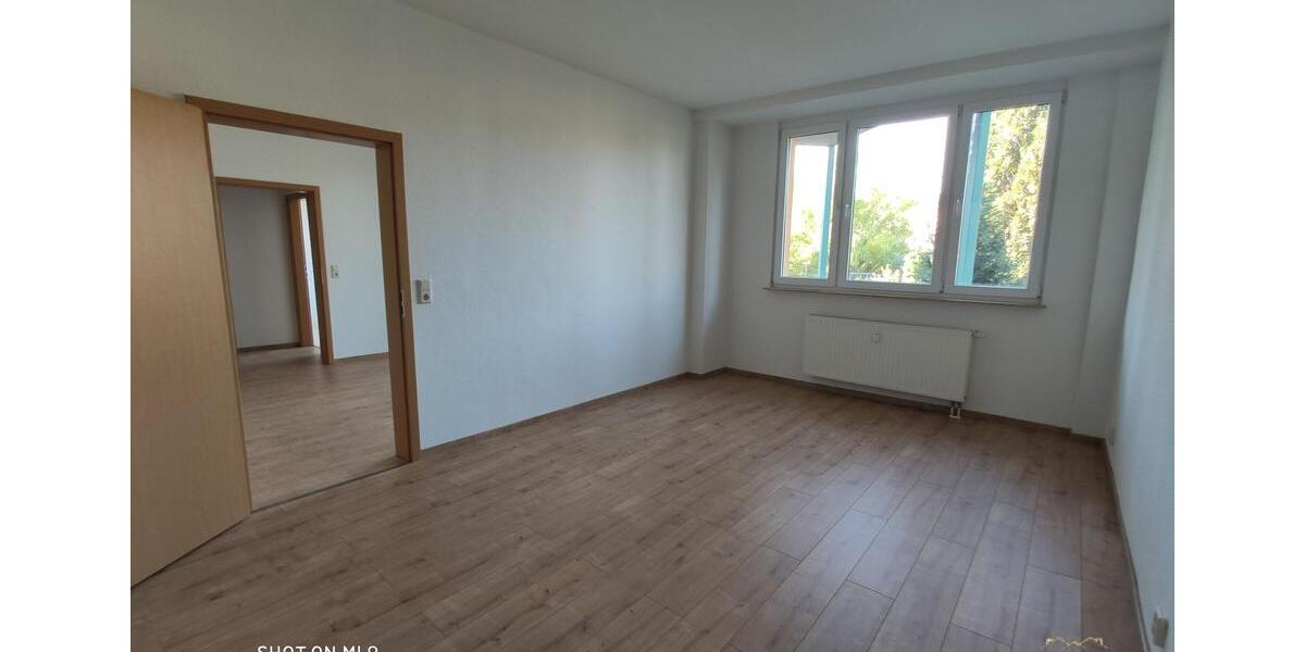 Etagenwohnung Bitterfeld-Wolfen Bitterfeld - 2 Zimmer, 60 m&sup2;, 495&euro; | Angebot:26487349