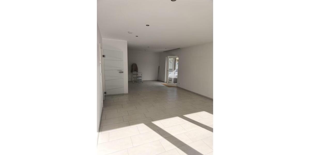 Erdgeschoßwohnung Rietberg - 2 Zimmer, 88 m&sup2;, 880&euro; | Angebot:26284332