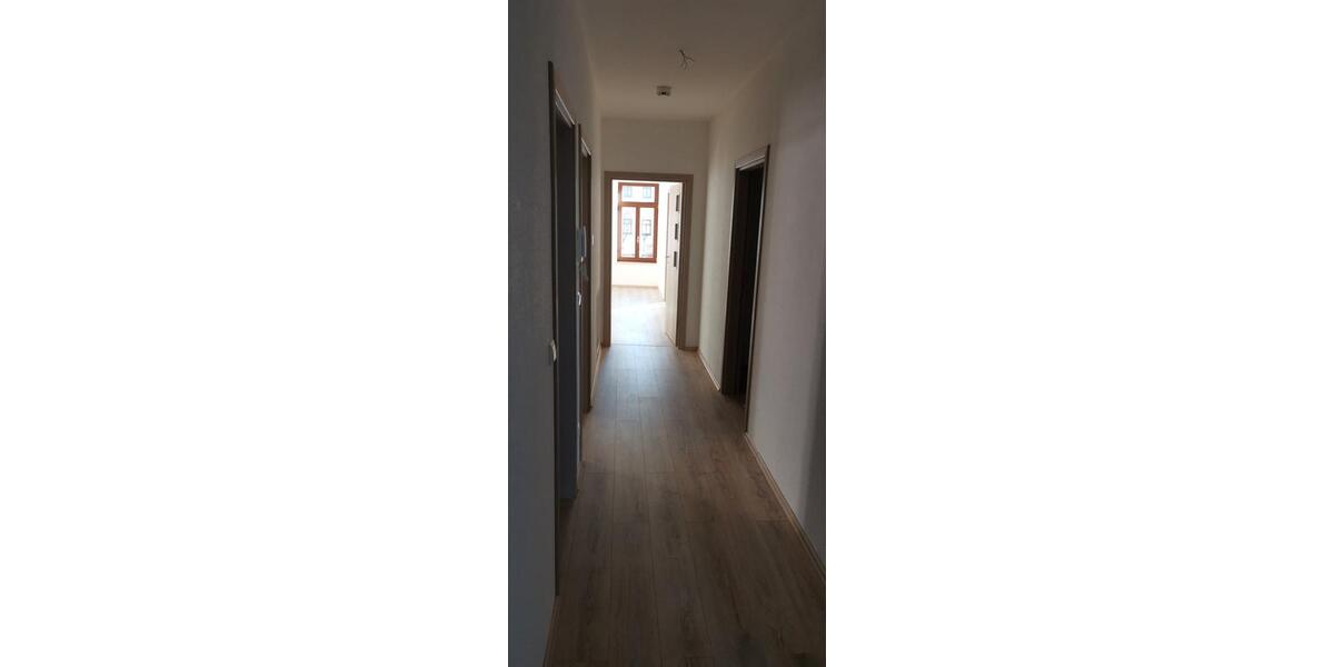 Etagenwohnung Frankenberg (Sachsen) - 4 Zimmer, 103 m&sup2;, 618&euro; | Angebot:26441997