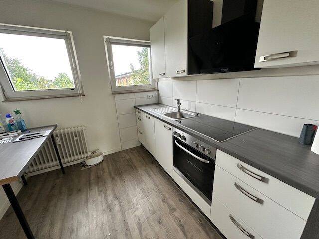 KÖLNER NORDEN HEIMERSDORF: renovierte 2 Zimmerwohnung mit Balkon