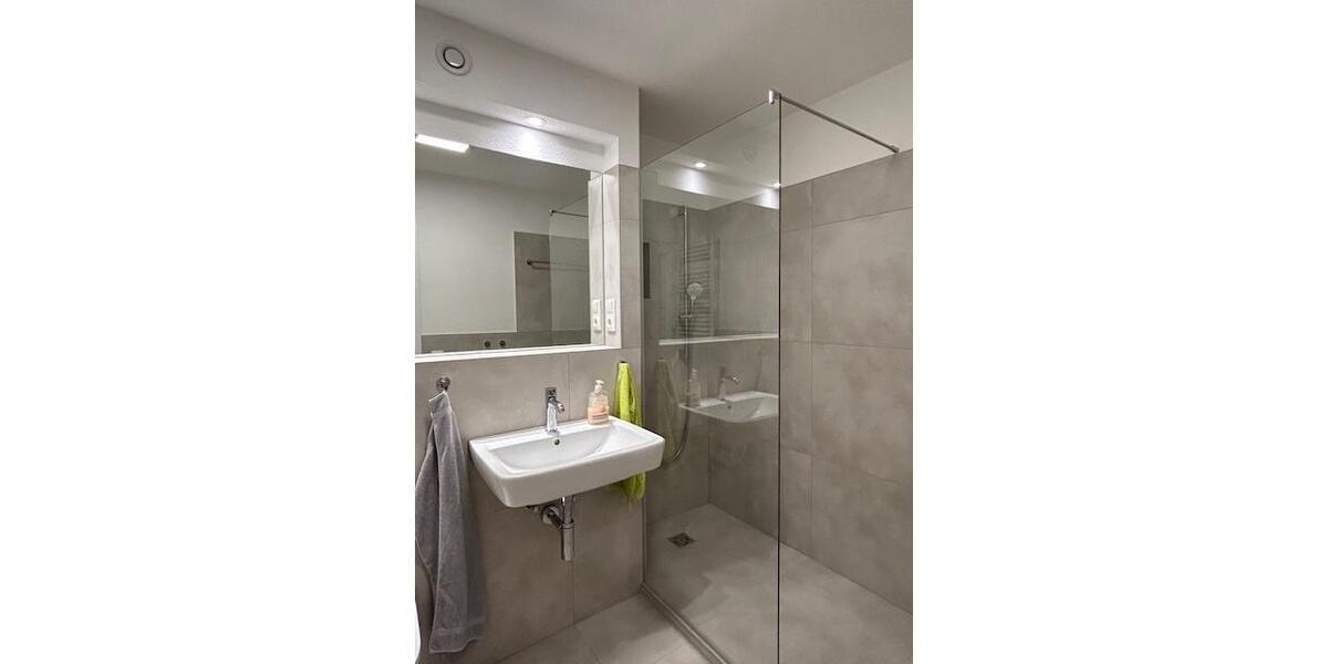 Etagenwohnung Mainz - 2 Zimmer, 64 m&sup2;, 1.200&euro; | Angebot:26250626