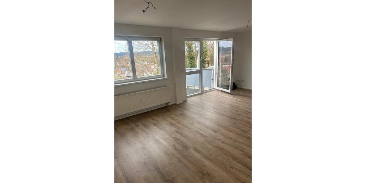 Etagenwohnung Neuötting - 3.5 Zimmer, 123 m&sup2;, 1.290&euro; | Angebot:26013047