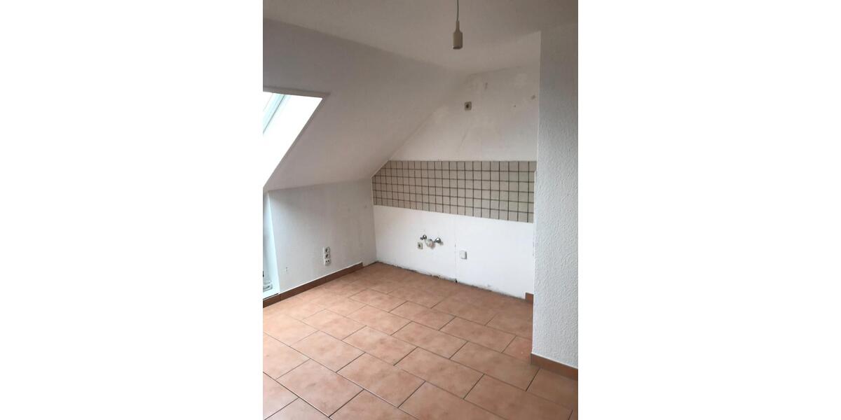 Dachgeschoßwohnung Datteln - 2.5 Zimmer, 80 m&sup2;, 400&euro; | Angebot:26133372