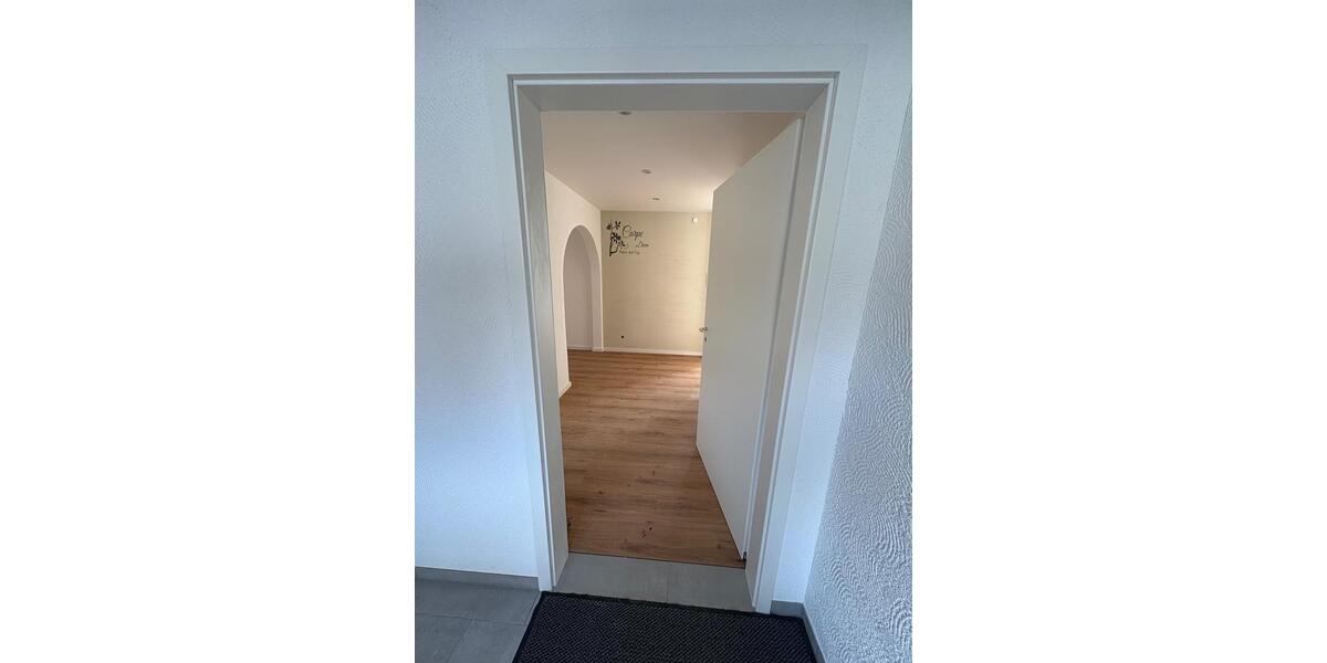 Erdgeschoßwohnung Hohentengen am Hochrhein - 4.5 Zimmer, 125 m&sup2;, 1.200&euro; | Angebot:24347231