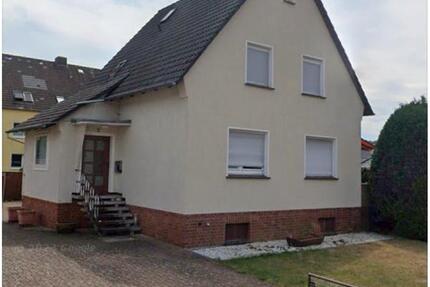 Haus Lehrte - 5 Zimmer, 115 m&sup2;, 1.200&euro; | Angebot:24982090