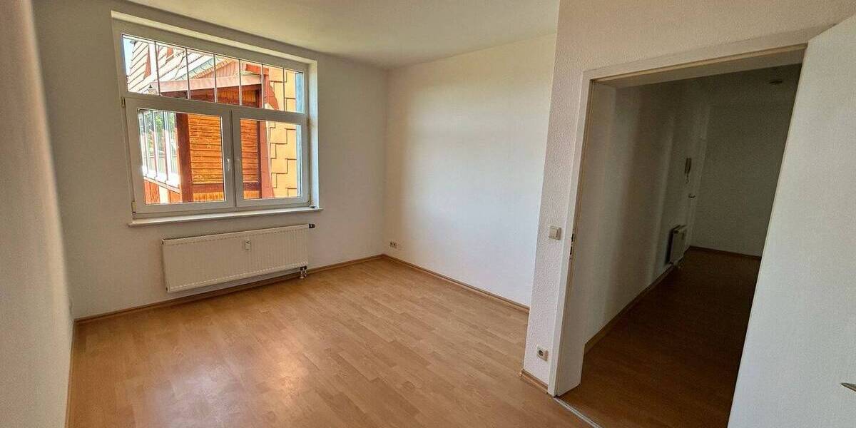 Etagenwohnung Hohenstein-Ernstthal Ernstthal - 3 Zimmer, 87 m&sup2;, 475&euro; | Angebot:26752442