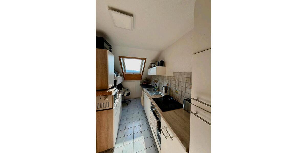 Dachgeschoßwohnung Winnenden - 3 Zimmer, 13 m&sup2;, 700&euro; | Angebot:26366211